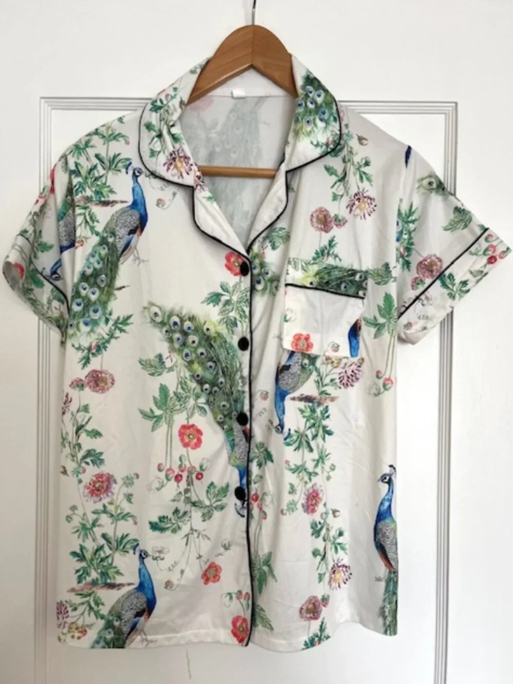 Two Piece Peacock Pajama Short Set | Size Medium - Picture 2 of 8